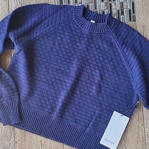 LULULEMON TEXTURE PLAY CREW SWEATER NAVY WOMEN'S XS/S